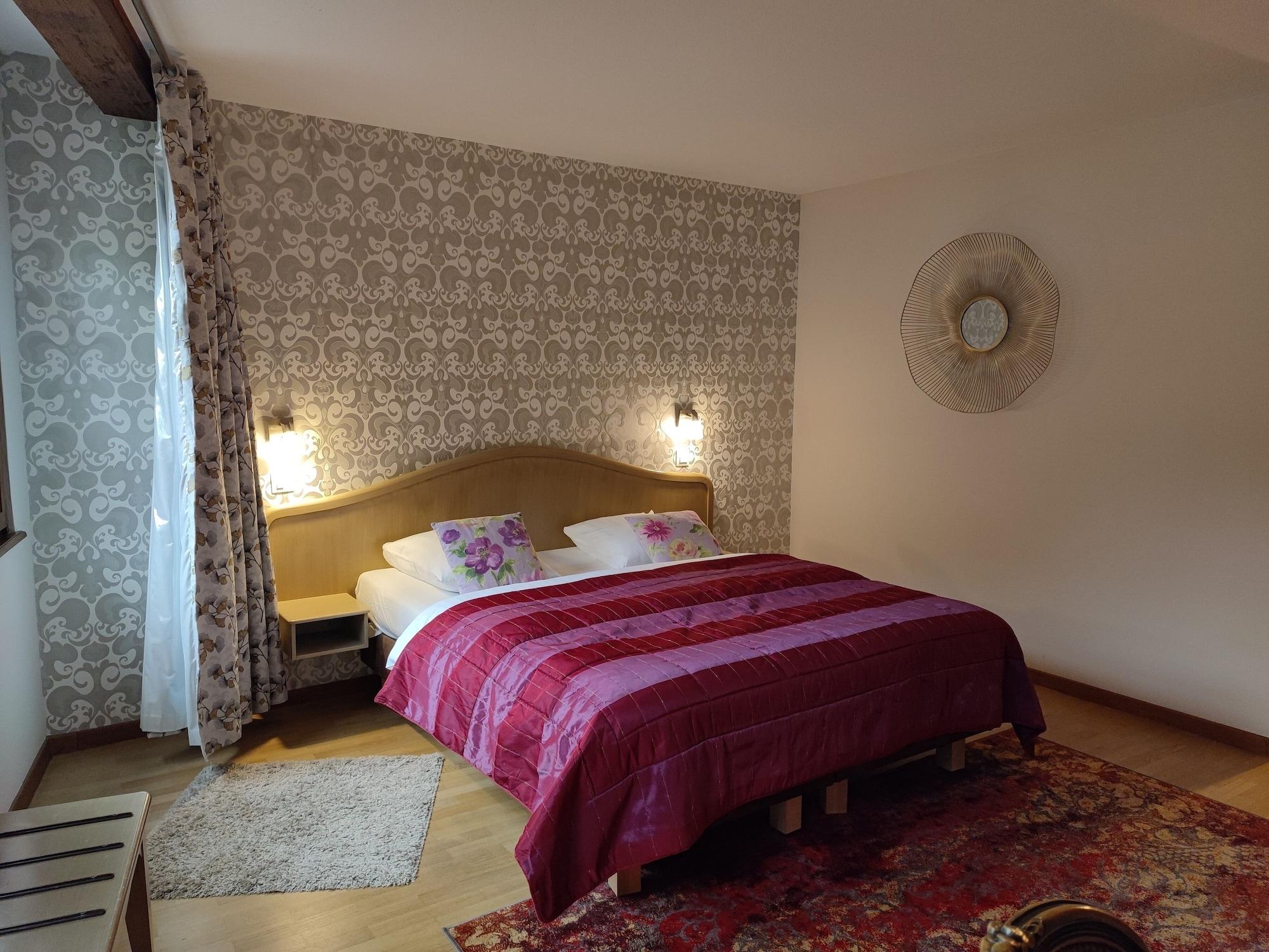 Hotel Au Lion Ribeauvillé Zewnętrze zdjęcie