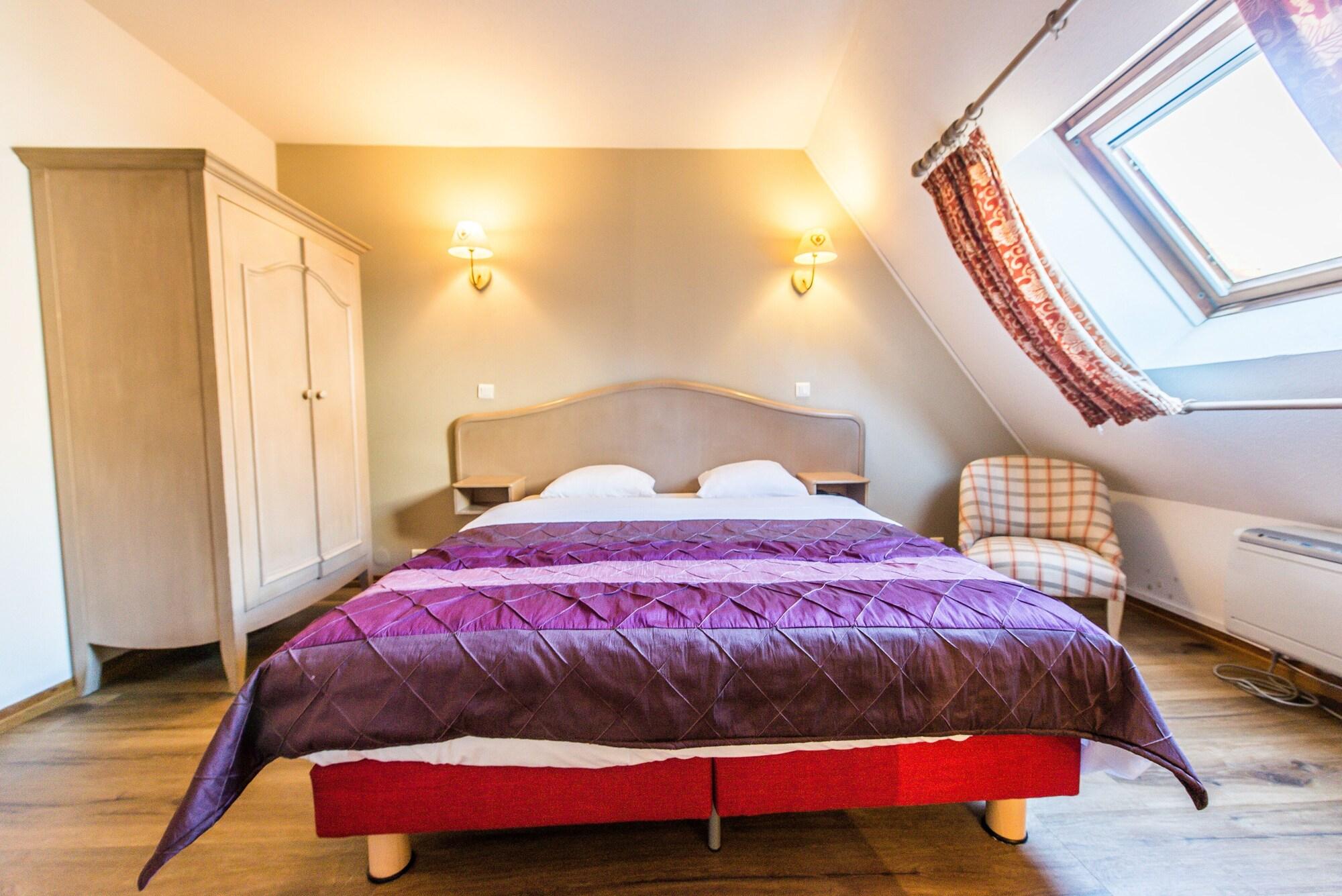Hotel Au Lion Ribeauvillé Zewnętrze zdjęcie