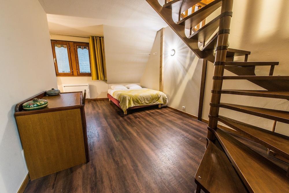 Hotel Au Lion Ribeauvillé Zewnętrze zdjęcie